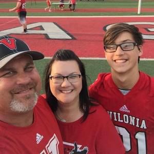 Meet your Posher, Elizabeth